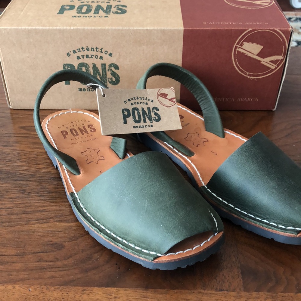 Green Pons leather sandals women size 5